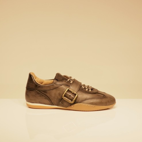 SNEAKERS GYMNASIIUM BUCKLE
